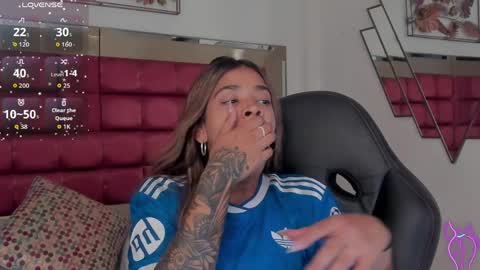 Gia  online show from 04/07/26, 06:30