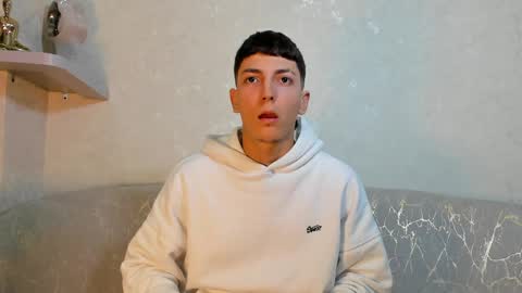 Snapshot of gian_rossii chatting on 06/01/26, 06:42 GIAN online show from 06/01/26, 06:42