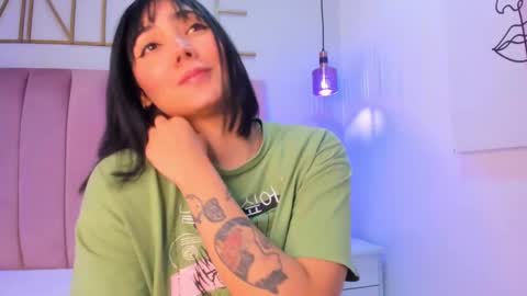 Snapshot of giannasue chatting on 01/31/25, 08:54 giannasue online show from 01/31/25, 08:54