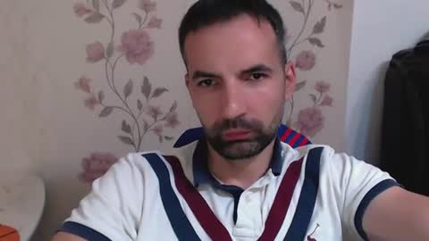 Snapshot of gianni_lion chatting on 06/12/26, 02:05 Gianni online show from 06/12/26, 02:05