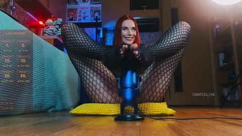 Eva online show from 01/10/25, 07:35