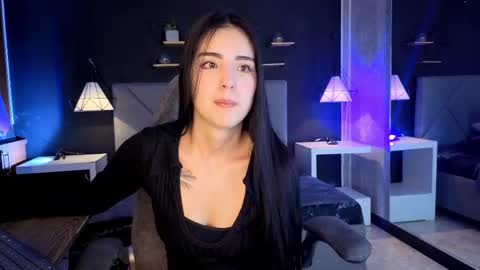 Gia online show from 11/23/25, 06:08