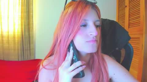Snapshot of giaroussel chatting on 06/18/26, 03:49 GiaRoussel online show from 06/18/26, 03:49