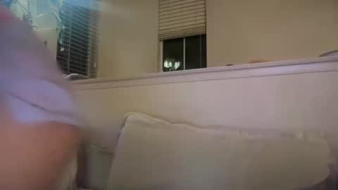 giathelibra online show from 09/21/25, 05:42