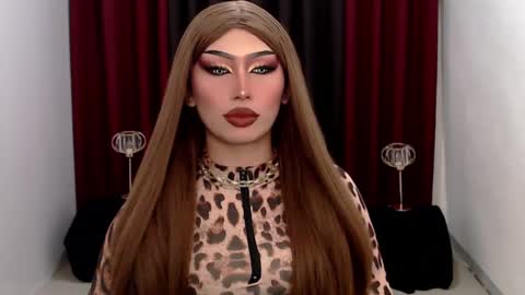 Snapshot of giaxxx01 chatting on 02/04/25, 06:14 Gia X online show from 02/04/25, 06:14