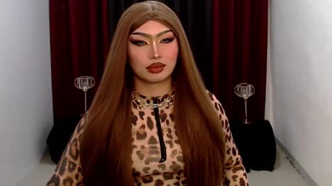 Snapshot of giaxxx01 chatting on 02/08/25, 07:26 Gia X online show from 02/08/25, 07:26