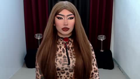 Snapshot of giaxxx01 chatting on 03/08/25, 04:56 Gia X online show from 03/08/25, 04:56