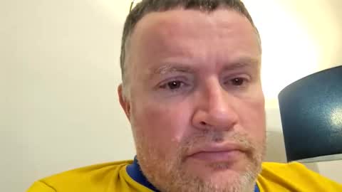 Snapshot of giddyup2222222 chatting on 03/18/26, 09:40 giddyup2222222 online show from 03/18/26, 09:40