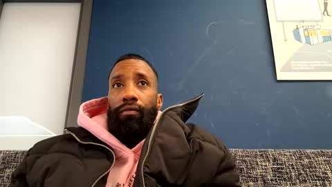 Snapshot of gide8n chatting on 01/15/26, 01:37 Gideon online show from 01/15/26, 01:37