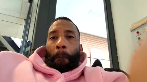 Snapshot of gide8n chatting on 01/16/26, 02:21 Gideon online show from 01/16/26, 02:21