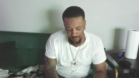 Snapshot of gifted_bucknasty chatting on 06/19/26, 12:04 Gifted online show from 06/19/26, 12:04