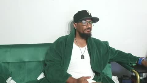 Snapshot of gifted_bucknasty chatting on 07/03/26, 04:24 Gifted online show from 07/03/26, 04:24