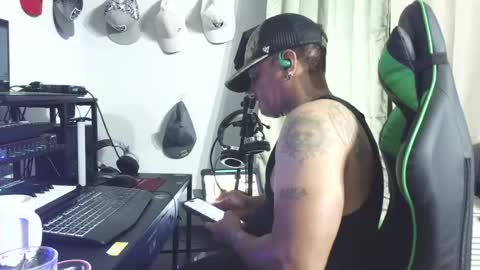Snapshot of gifted_bucknasty chatting on 07/24/26, 01:36 Gifted online show from 07/24/26, 01:36