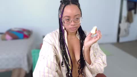 Snapshot of giftperkins chatting on 01/02/25, 03:19 Gift online show from 01/02/25, 03:19