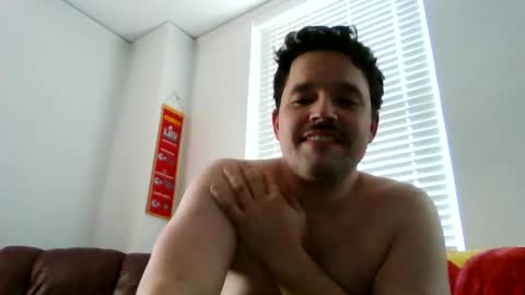 Snapshot of gigagrin chatting on 03/06/25, 08:59 SmilingGoof online show from 03/06/25, 08:59