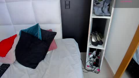 Gigi  online show from 04/02/26, 04:21