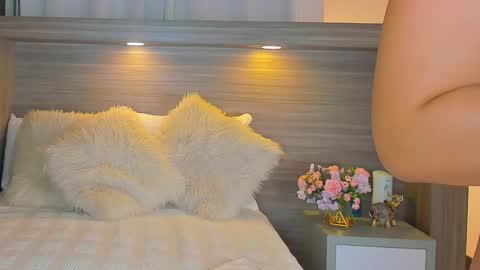 gigi wilden online show from 11/22/25, 01:54