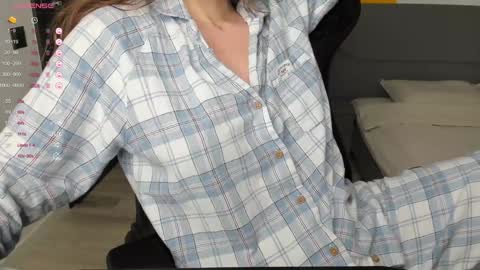 Snapshot of gigihadd chatting on 12/18/24, 08:03 gigihadd online show from 12/18/24, 08:03
