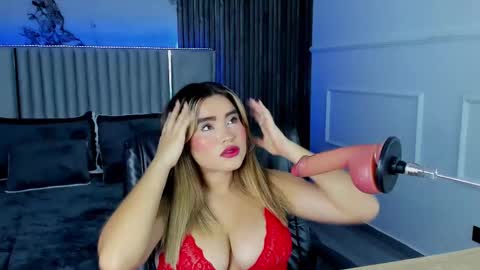 Gigi Doll online show from 02/28/25, 11:36