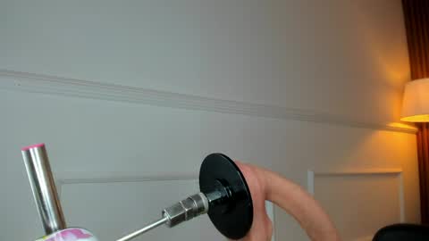 Gigi Doll online show from 04/22/26, 11:12