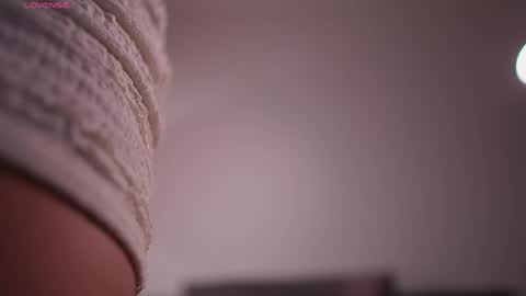 GIGI online show from 04/06/26, 01:36