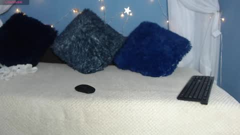 Snapshot of gigimle chatting on 05/26/26, 01:18 gigimle online show from 05/26/26, 01:18