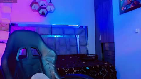 Snapshot of gigitremblay chatting on 03/21/26, 01:10 gigitremblay online show from 03/21/26, 01:10