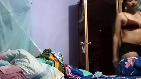 gigixox3 online show from 12/03/25, 09:24