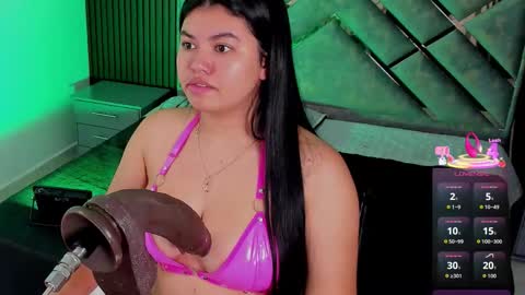 giia online show from 10/12/25, 11:53