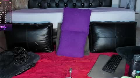 Snapshot of giiny_ chatting on 09/14/25, 02:33 pamela online show from 09/14/25, 02:33