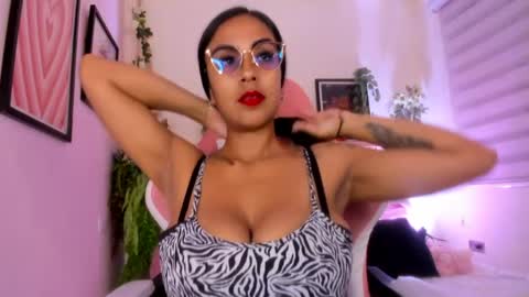 giisell online show from 05/09/26, 12:32