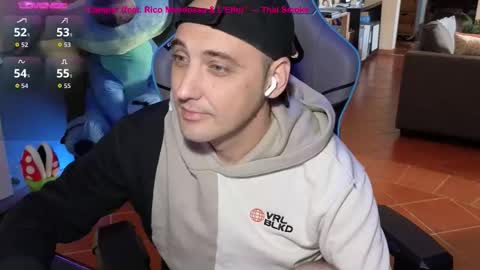 Snapshot of gil_gamesh2nd chatting on 10/02/25, 07:04 Mirko online show from 10/02/25, 07:04