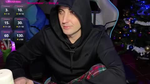 Snapshot of gil_gamesh2nd chatting on 12/20/25, 01:02 Mirko online show from 12/20/25, 01:02