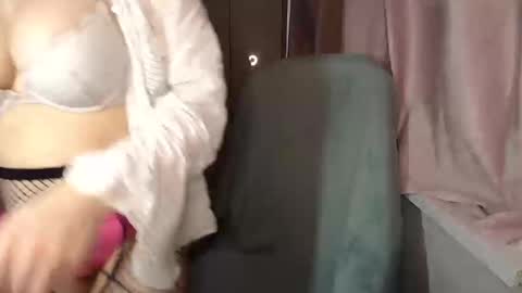 Gill Kelly online show from 11/24/25, 12:27