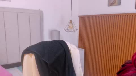 Gimena online show from 12/19/25, 12:23