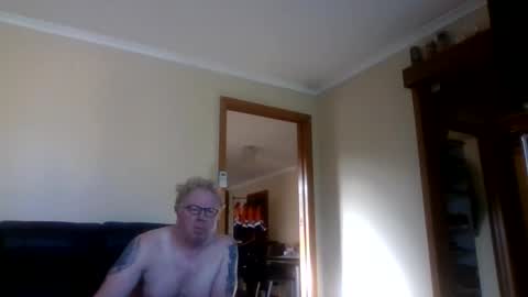 gimmmieoooo online show from 04/03/26, 10:30