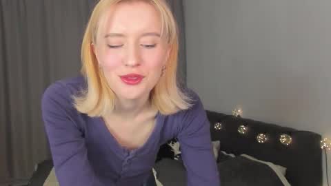 Snapshot of gin_yoon chatting on 11/28/25, 06:27 Gin online show from 11/28/25, 06:27