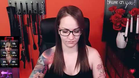 Snapshot of gina_hotlick chatting on 04/28/26, 03:22 gina_hotlick online show from 04/28/26, 03:22