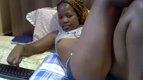 Adiliah online show from 12/19/25, 11:06