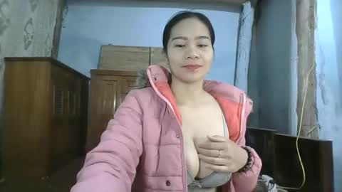 Snapshot of gina_sugar chatting on 11/29/25, 10:02 gina_sugar online show from 11/29/25, 10:02