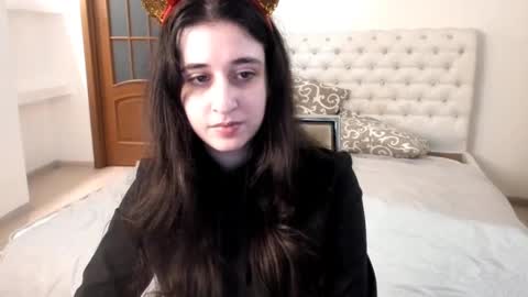 Kate online show from 12/19/24, 02:13