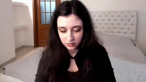 Kate online show from 01/12/25, 12:01