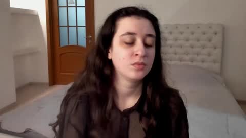 Kate online show from 01/26/25, 09:29