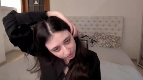 Kate online show from 03/12/25, 11:53