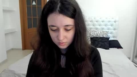 Kate online show from 09/21/25, 08:16