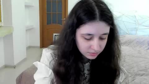 Kate online show from 03/03/26, 07:58