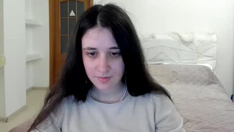 Kate online show from 04/22/26, 09:44