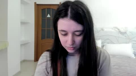 Snapshot of ginablum chatting on 05/15/26, 09:27 Kate online show from 05/15/26, 09:27