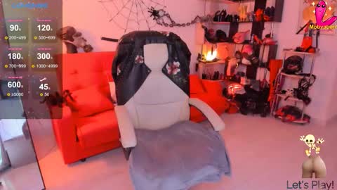 Snapshot of ginamiracle chatting on 11/23/25, 02:11 Gina Moor online show from 11/23/25, 02:11