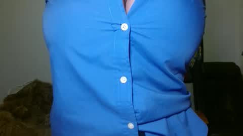 GinaONeon online show from 03/25/26, 09:48